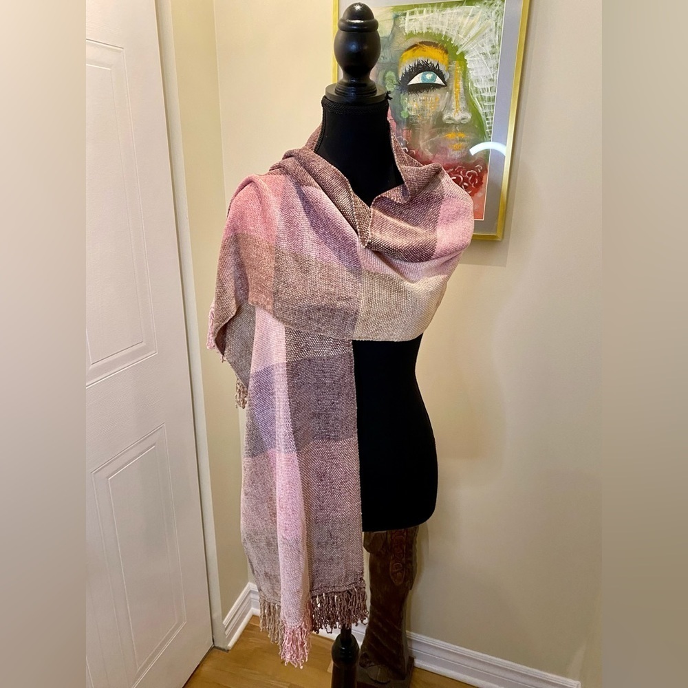 🆕 NWOT / Marcia Hammond handwoven velvety  chenille pastels scarf 🧣 - Picture 2 of 10